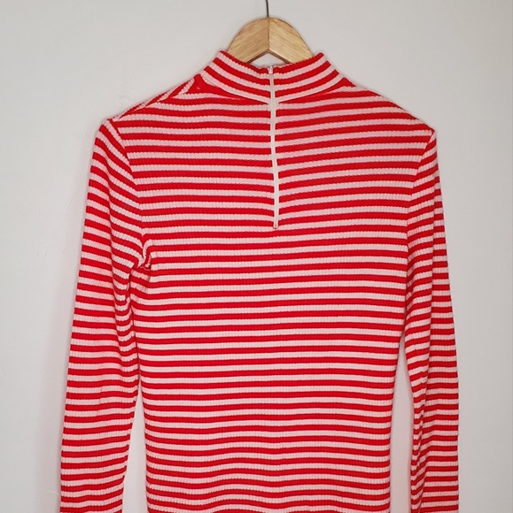 Where's Waldo Vintage Classic Red and White Striped Longsleeve Ribbed Turtleneck - Picture 8 of 13